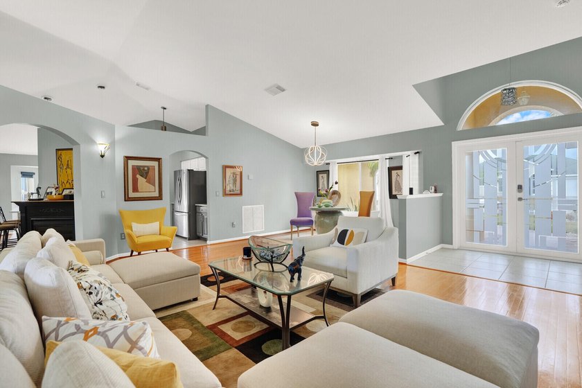 Meticulously Maintained Single-Family Home In Port St. Lucie - photo 6