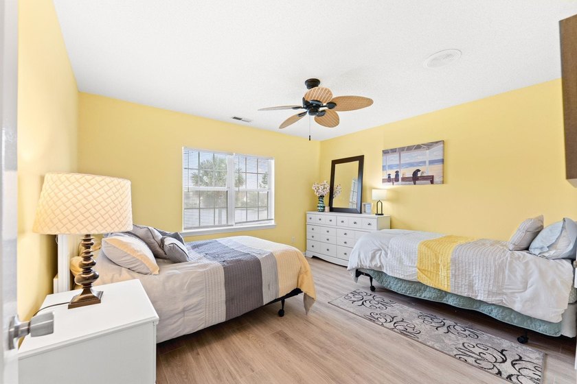 Welcome to this beautiful 4-bedroom, 2.5-bath waterfront home - photo 17