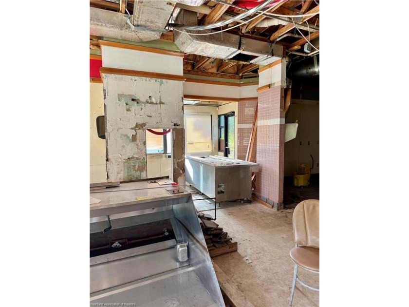 Excellent location in downtown Sebring for a stand alone - photo 13