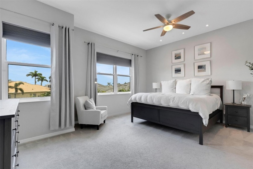 Discover resort-style living in this stunning 5-bedroom, 4-bath - photo 7