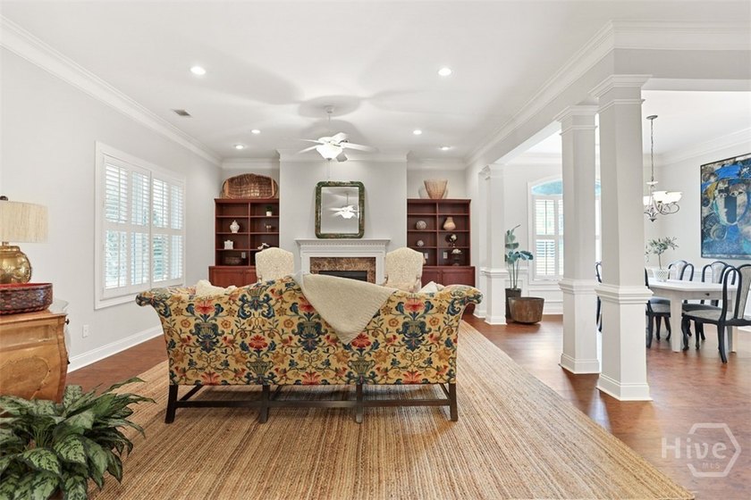 WOW and welcome to 902 Woodside Crossing! This amazing condo is - photo 8