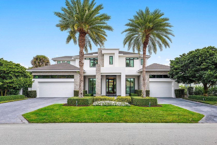 2424 Queen Palm Road is a striking modern estate by River Birch - photo 2