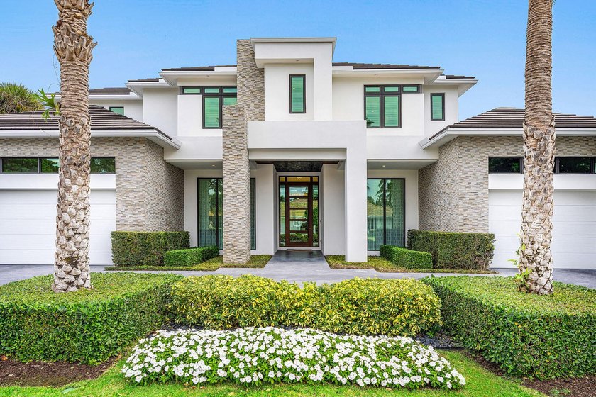2424 Queen Palm Road is a striking modern estate by River Birch - photo 4