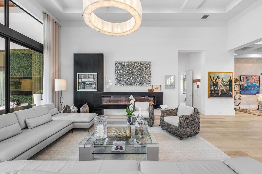 2424 Queen Palm Road is a striking modern estate by River Birch - photo 8