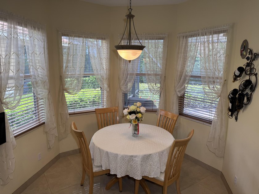 Welcome Home to Luxury and Comfort! Step into this stunning - photo 17