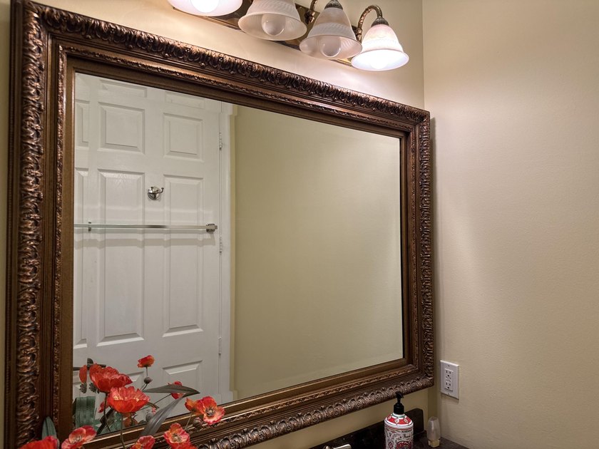Welcome Home to Luxury and Comfort! Step into this stunning - photo 24