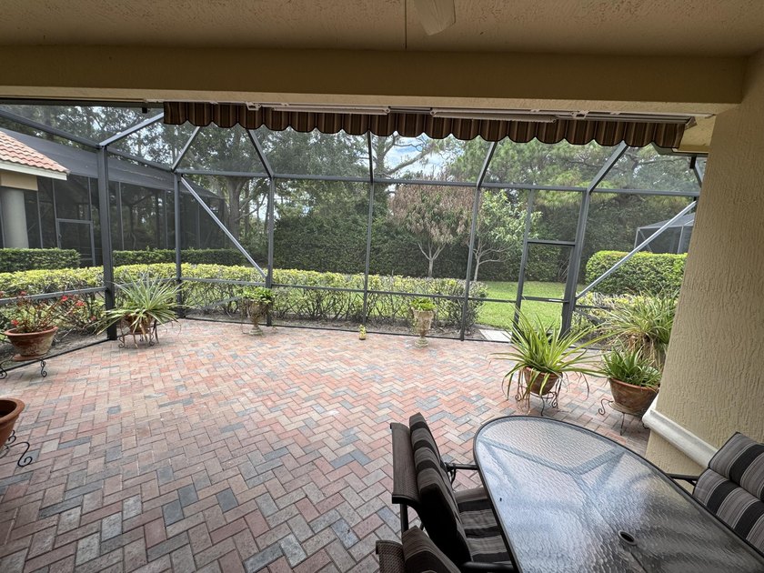 Welcome Home to Luxury and Comfort! Step into this stunning - photo 36