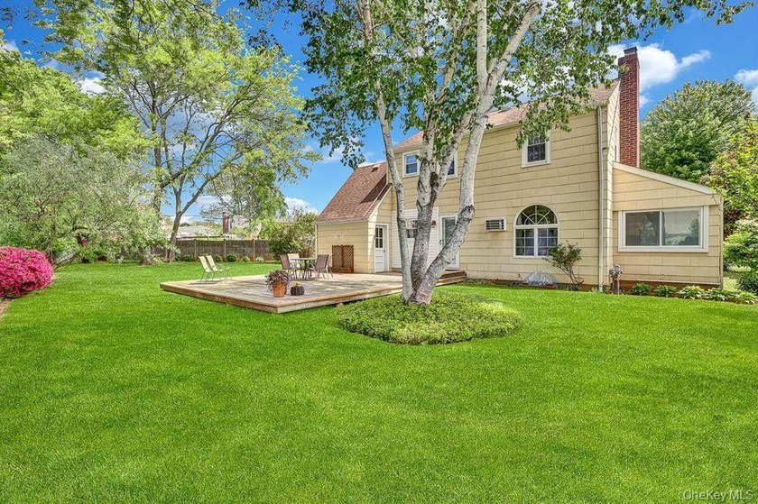 This is not a house, it's a Home! A Charming Colonial for your - photo 15