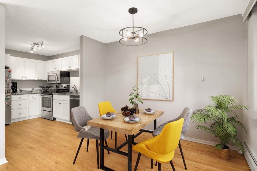 Maintenance-free lake living at its best! This spacious 2BR/2BA - photo 9