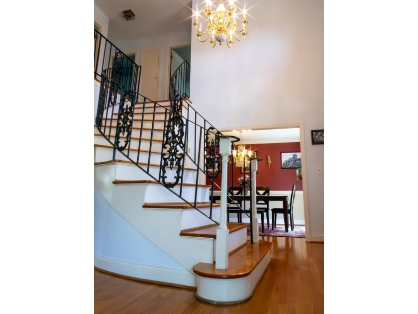 This waterfront tidal creek home is only minutes from Downtown - photo 17