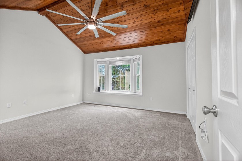Located in the heart of Niceville, this well-maintained home - photo 21