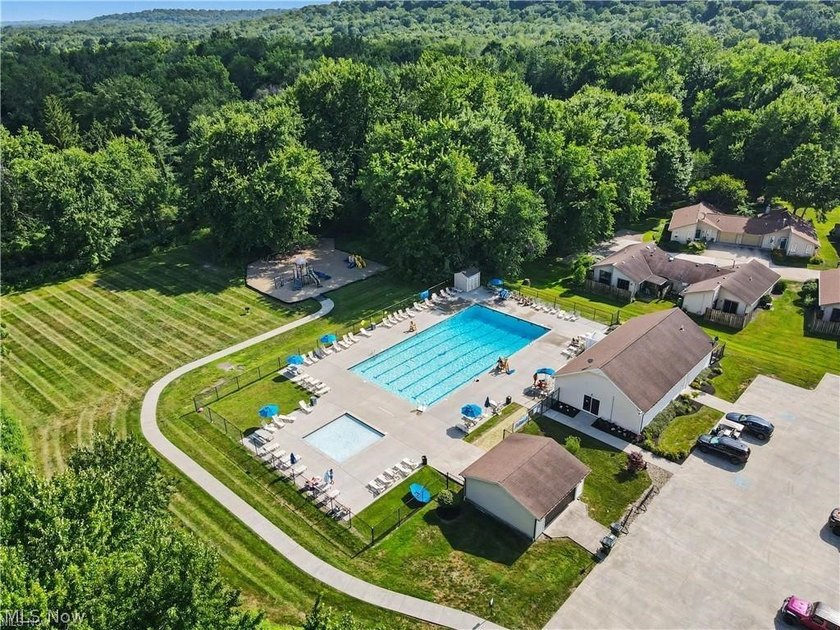 Welcome home to this beautifully updated 3-bedroom, 2 full-bath - photo 24