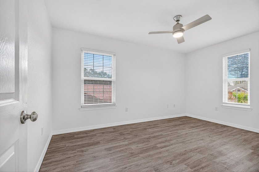 Located in the heart of Niceville, this well-maintained home - photo 30