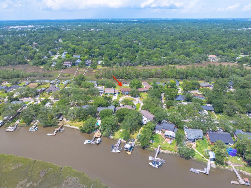 This waterfront tidal creek home is only minutes from Downtown - photo 43