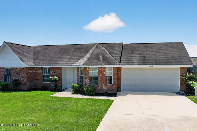 Welcome to 2204 Irma Circle, a beautifully updated home nestled - photo 11