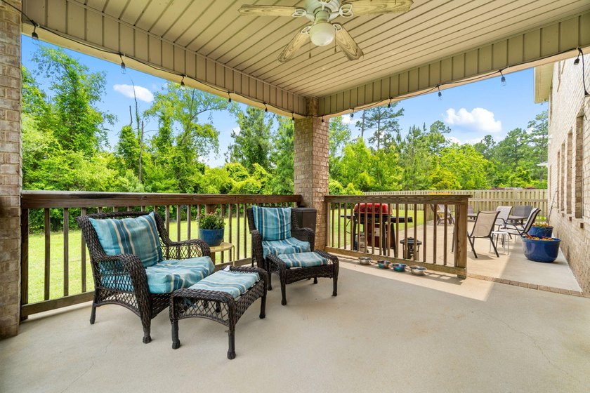 Luxury Living in Gated Nature Trail | 6BR + Bonus | Seller - photo 26