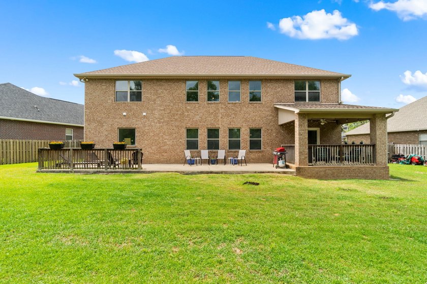 Luxury Living in Gated Nature Trail | 6BR + Bonus | Seller - photo 28