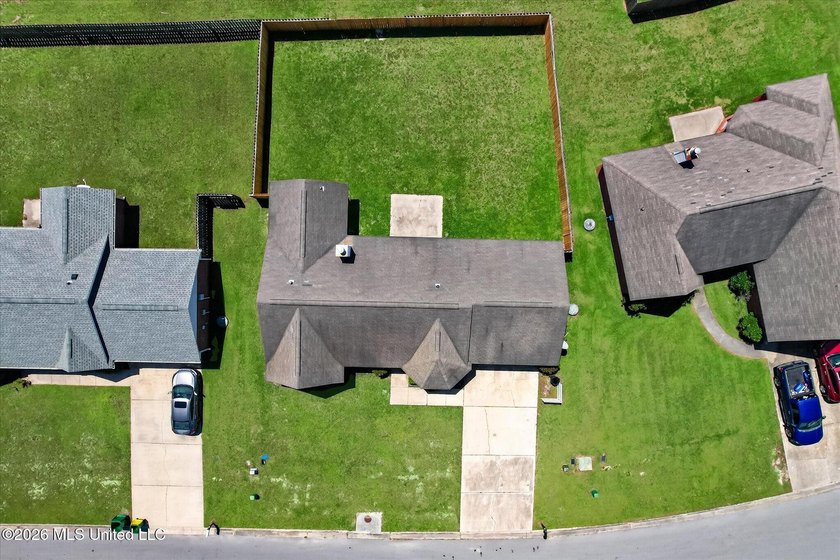 Welcome to 2204 Irma Circle, a beautifully updated home nestled - photo 38