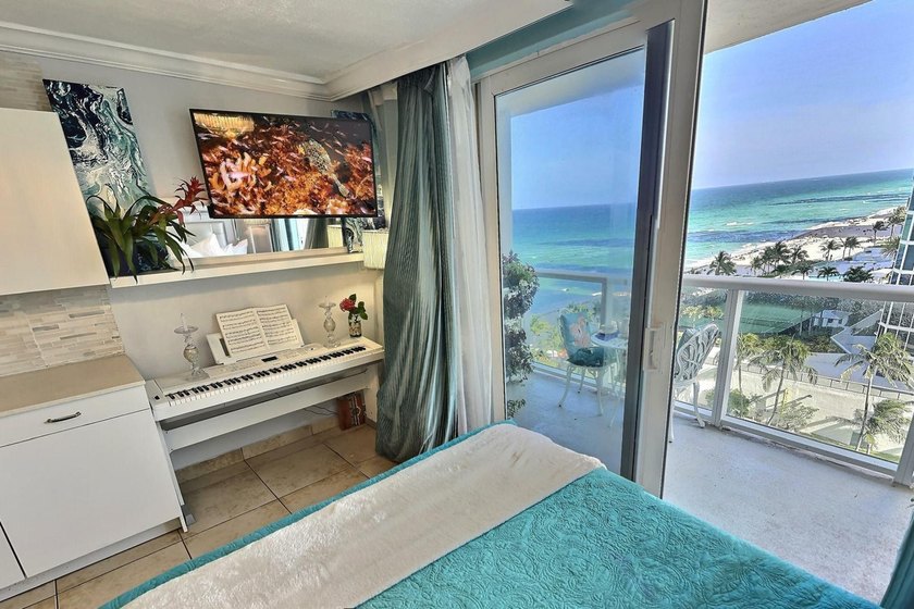 Lowest price ocean view with separate balcony in the building! - photo 3