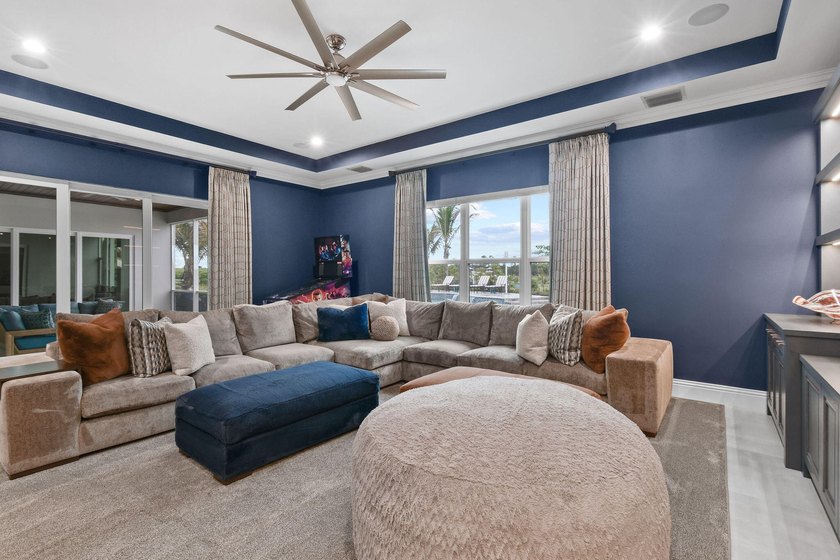 Tucked behind the gates of an exclusive equestrian community - photo 22