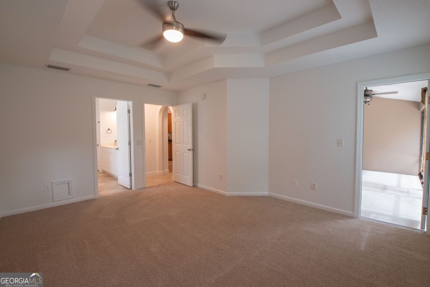 Beautiful well maintained home in Osprey Cove with brand new LVP - photo 28
