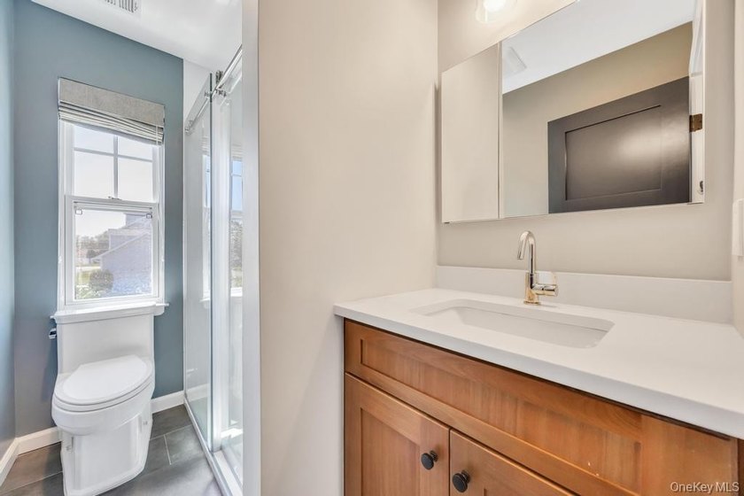 Welcome to 25 Maidstone Lane in Wading River-an exceptional - photo 30