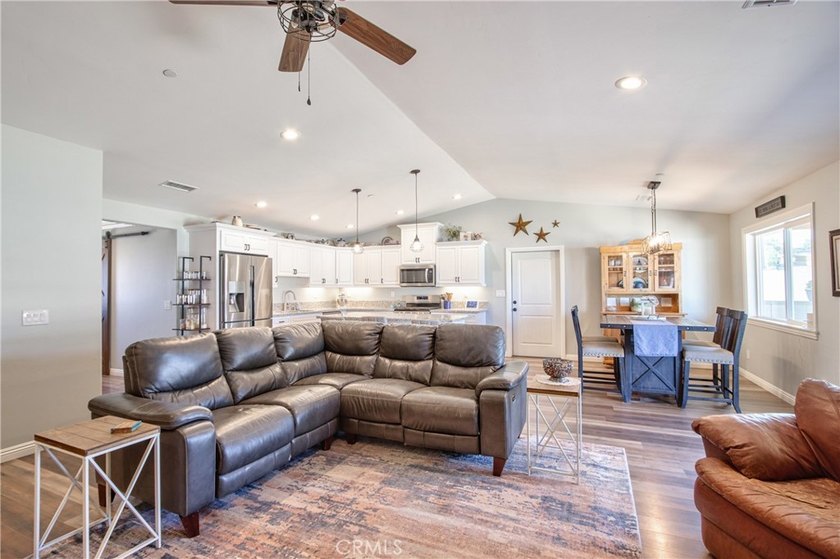 42385 Roundup - photo 17