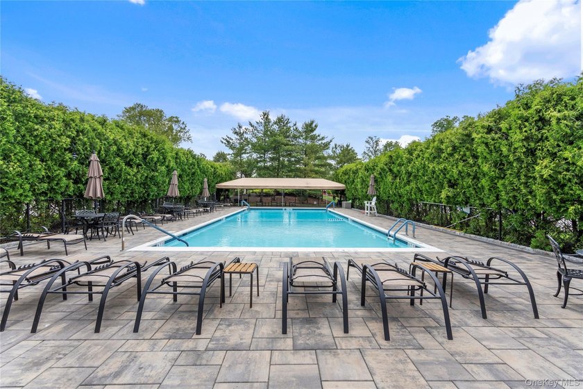 Come Live A Lifestyle in this very Desirable 24/7 Gated Golf - photo 30