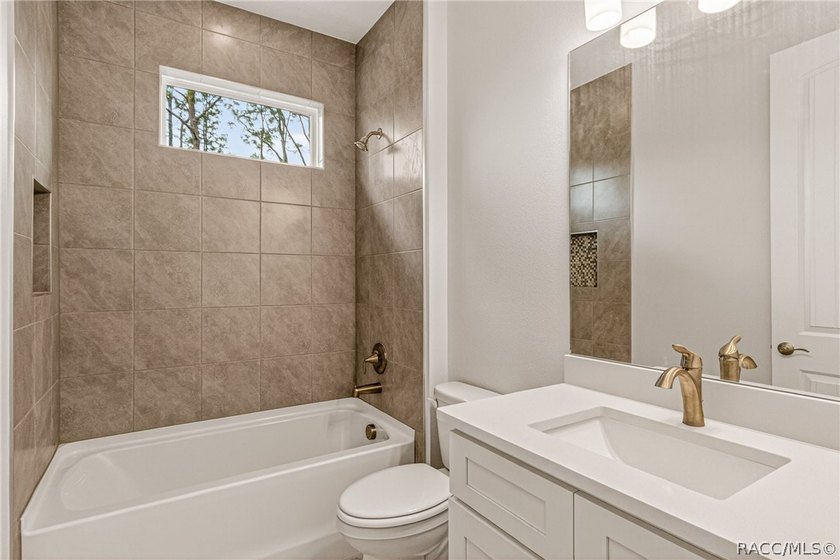 Welcome to the Jordan model! Offering more than 2,230 square - photo 33