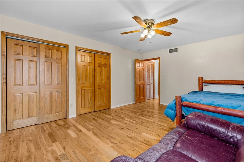 Welcome home to this exceptional 4-bedroom, 3 full bath Colonial - photo 42