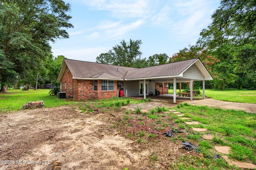 Welcome to this charming country property offering the perfect - photo 25