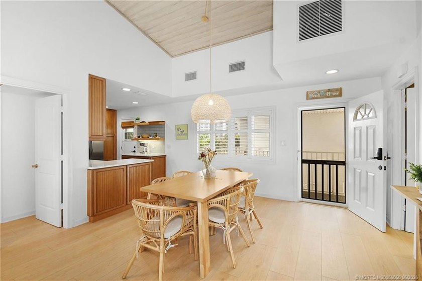 Welcome to paradise living on Hutchinson Island! This - photo 13