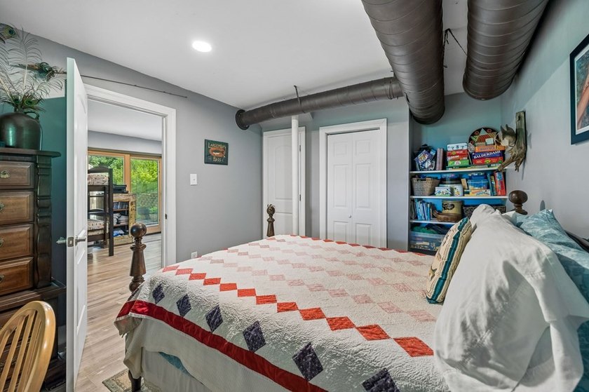 Secluded hillside retreat overlooking beautiful Cordell Hull - photo 43