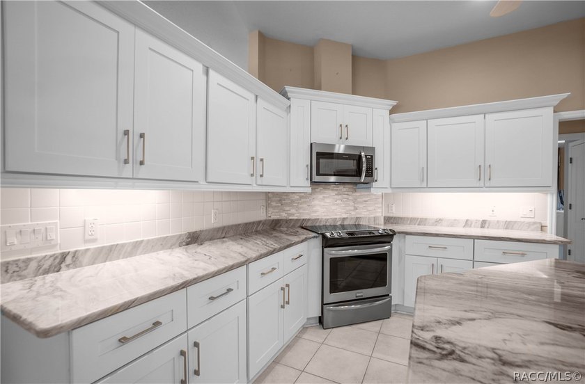 Nestled on a half-acre lot in the desirable community of Rainbow - photo 16
