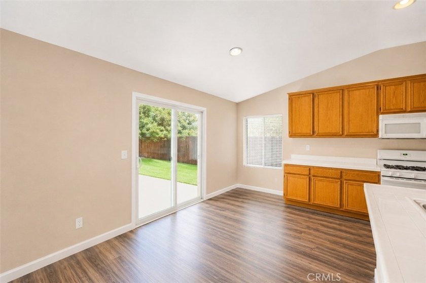 32843 Sandal Wood - photo 12