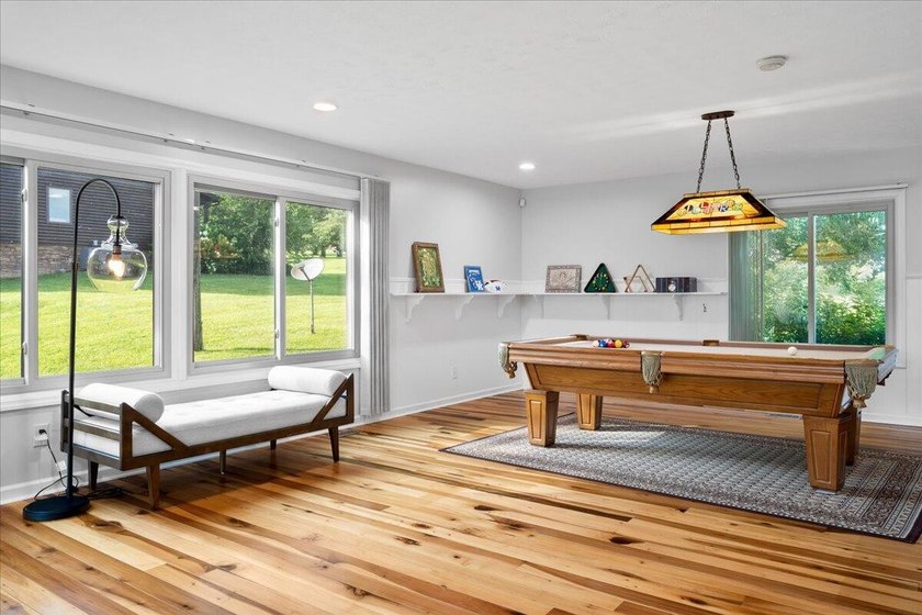 Welcome to your lakefront retreat! This beautifully maintained - photo 20