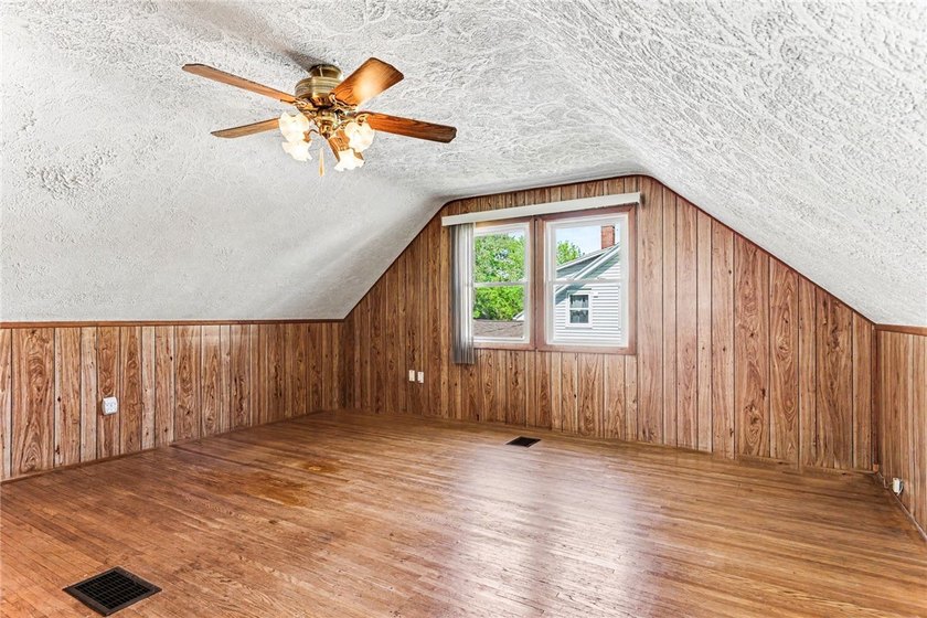 A Perfect Start Begins Here! Delightful Home is Just A Short - photo 17