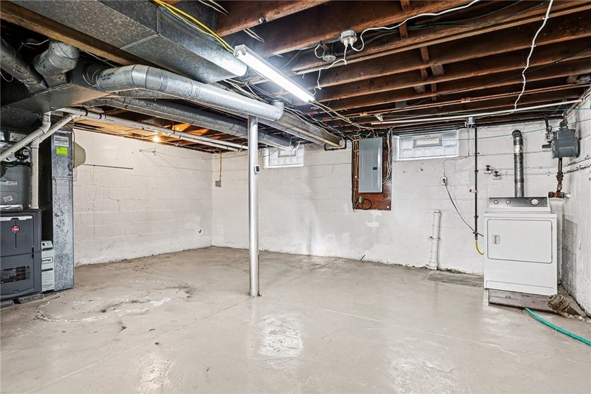 A Perfect Start Begins Here! Delightful Home is Just A Short - photo 19