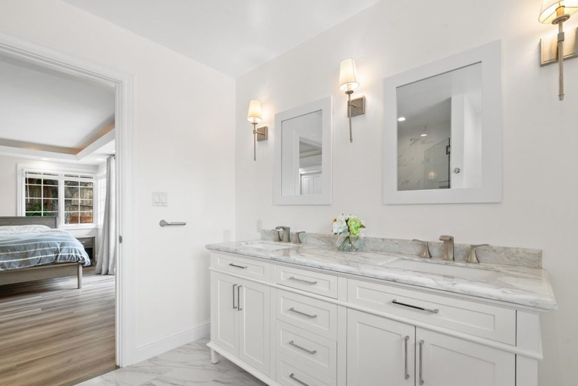 A home made for Santa Cruz living: open, relaxed, flexible, and - photo 45