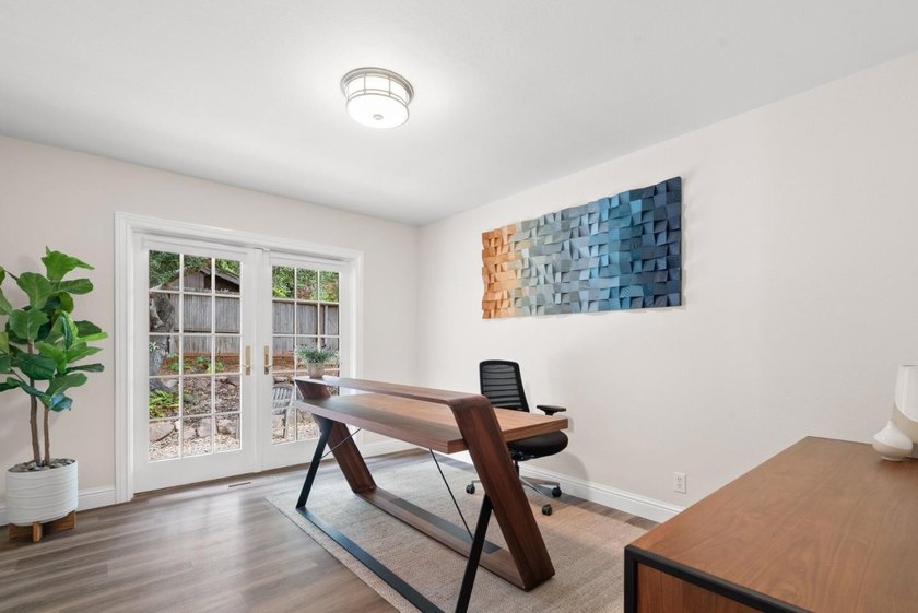 A home made for Santa Cruz living: open, relaxed, flexible, and - photo 46