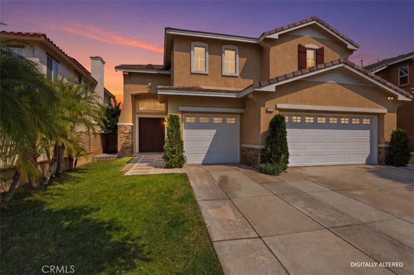 Gorgeous view home in the prestigious Eagle Glen community with - photo 3