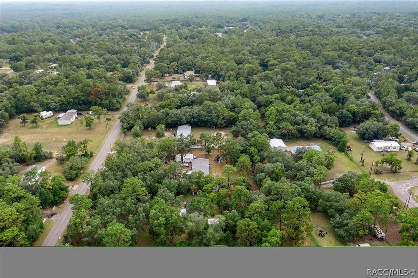 Welcome home to this charming and well-maintained 3-bedroom - photo 32