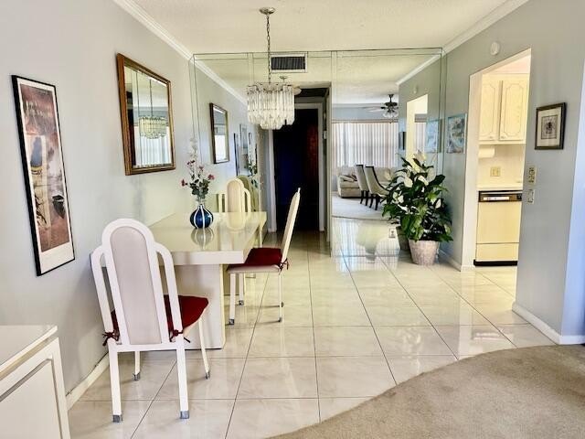 1/1.5, 3rd floor, light and bright, tile in kitchen and dining - photo 6