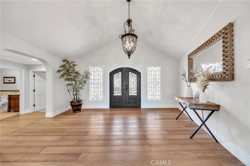 Immaculate custom built private recently remodeled oasis home - photo 8