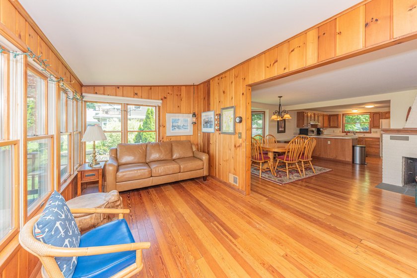 Welcome to this 3-bedroom, 2-bathroom waterfront residence in - photo 13