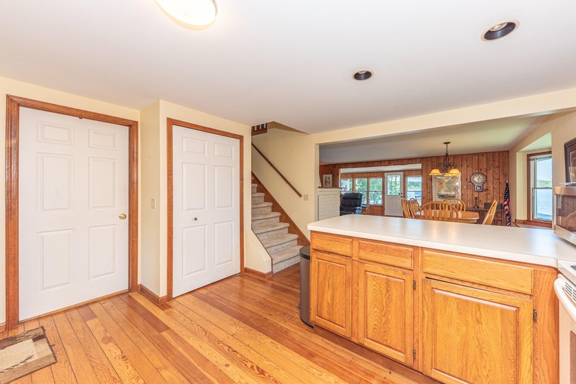 Welcome to this 3-bedroom, 2-bathroom waterfront residence in - photo 24