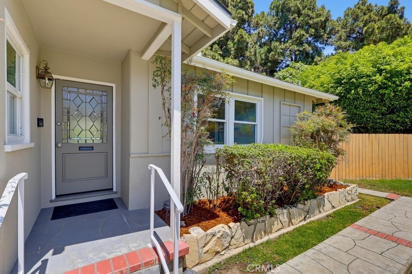 Located in one of the most desirable pockets of East Long Beach - photo 5