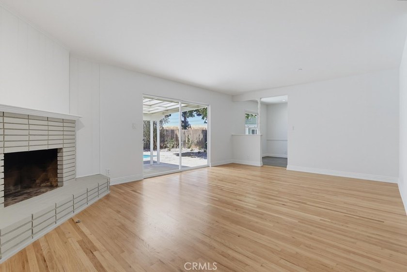 Located in one of the most desirable pockets of East Long Beach - photo 9
