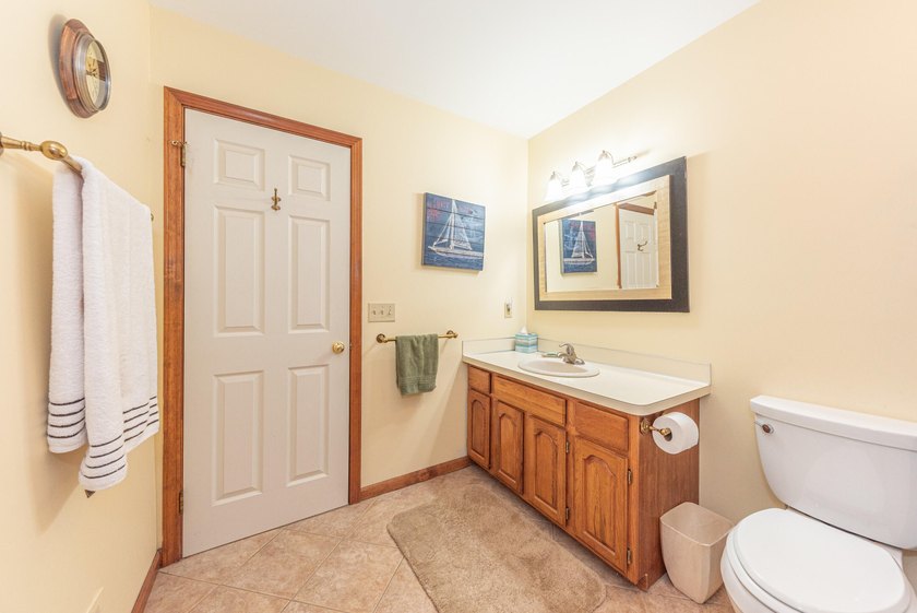 Welcome to this 3-bedroom, 2-bathroom waterfront residence in - photo 31