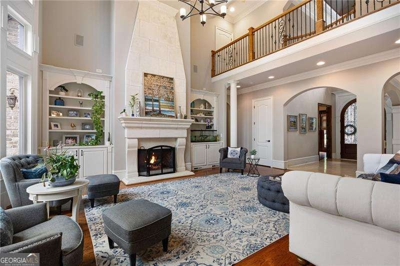 Experience luxury living at its finest in this extraordinary - photo 20